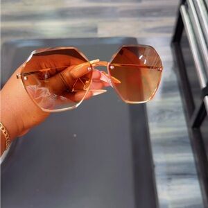 Stylish Brown Sunglasses